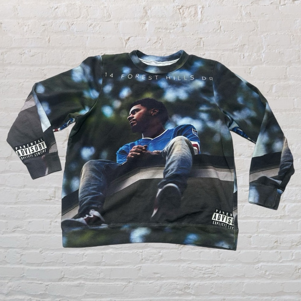 ‘2014 Forest Hills Drive’ J Cole Front & Back Album Cover Pullover in Men’s XL